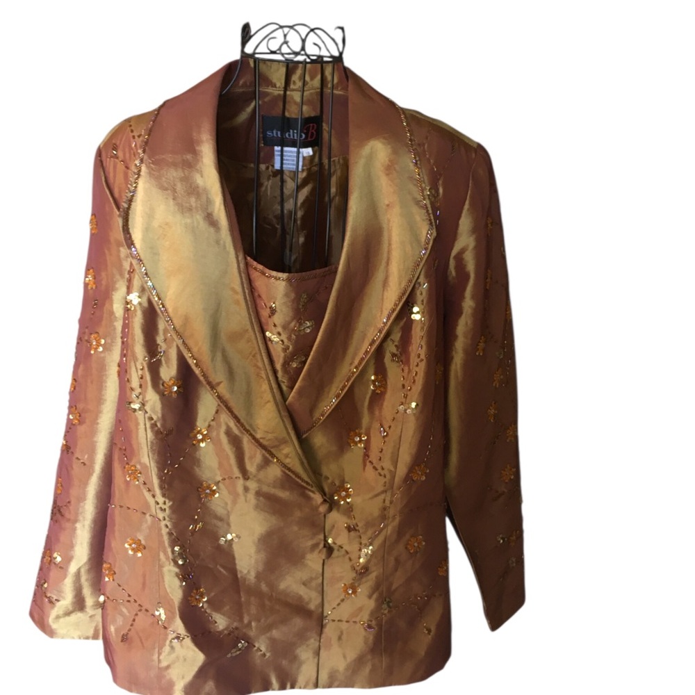 Studio B Women's Shimmering Gold Blazer size 18